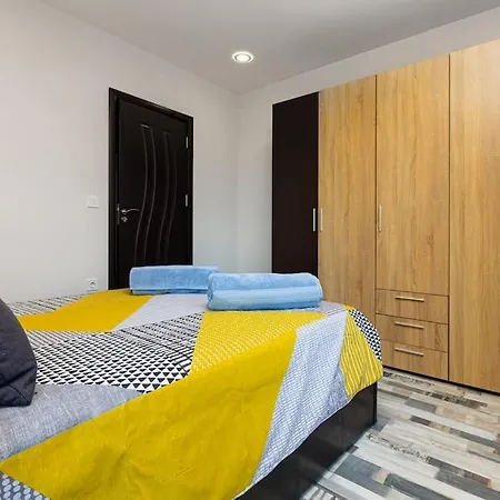 Lägenhet Florance Flat Next To Old Town & Center New Plovdiv