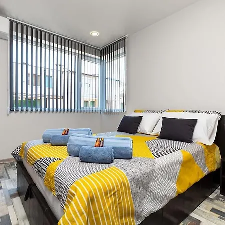 Florance Flat Next To Old Town & Center New Lägenhet *
